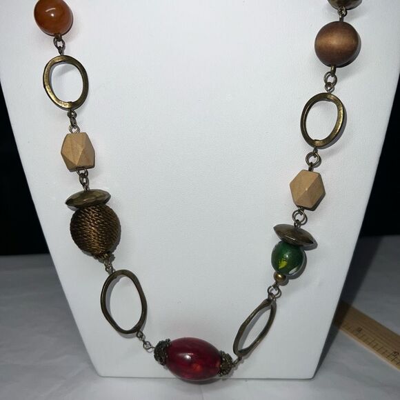 NY Beaded and Chain Necklace‎ - Picture 2 of 11